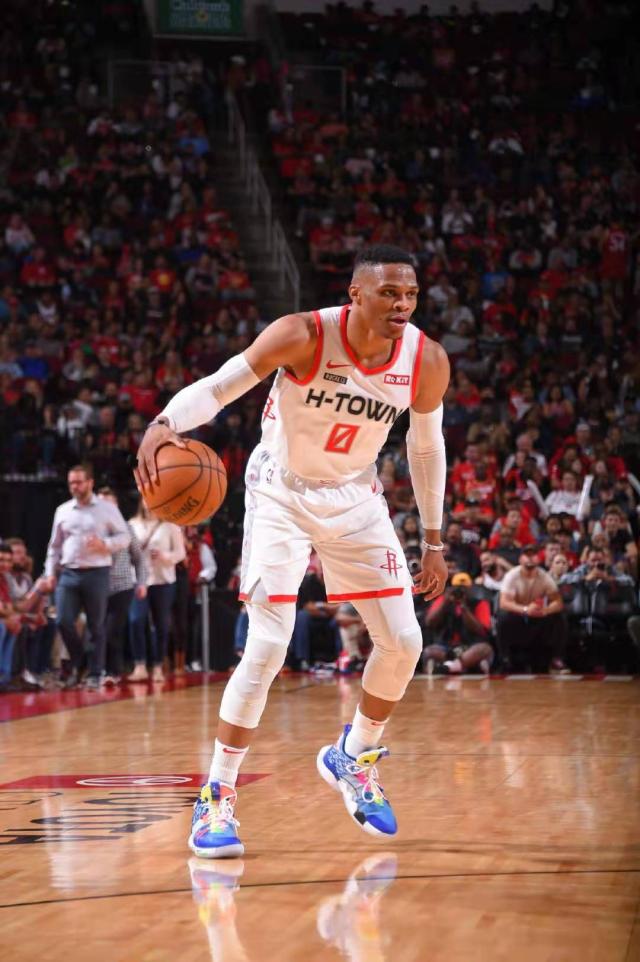 爱游戏体育下载-火箭登顶西部积分榜，实力强劲无人能挡的简单介绍