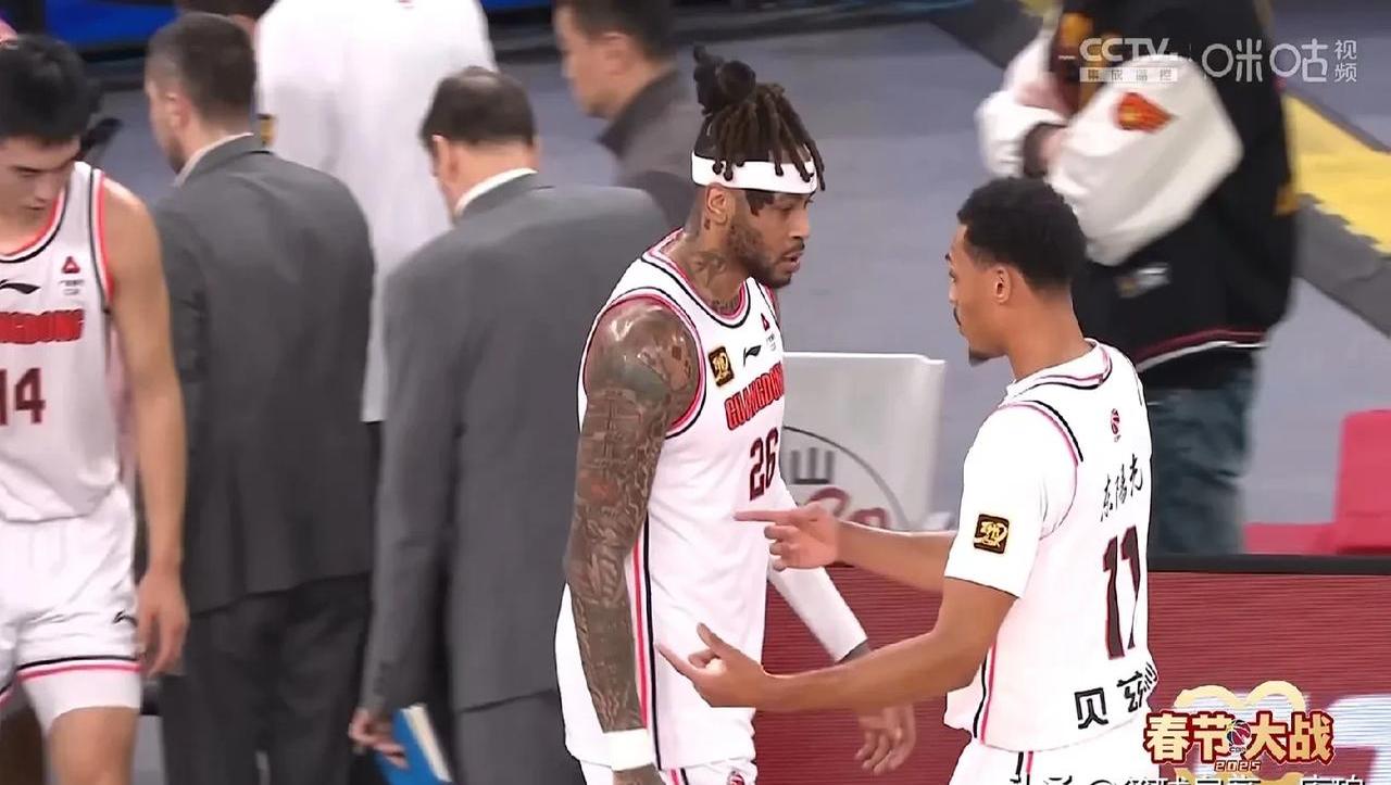 爱游戏体育链接-步行者队伤员增加，赛季前景蒙上阴影的简单介绍