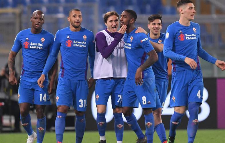 爱游戏app-包含普雷斯顿客场战胜布里斯托城，取得稳定积分的词条