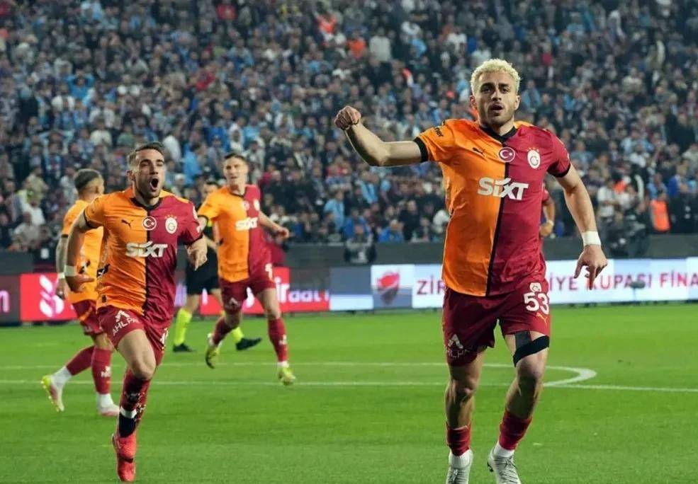 爱游戏网页版入口-关于皇家马德里力克阿贾克斯，顺利闯入四强的信息