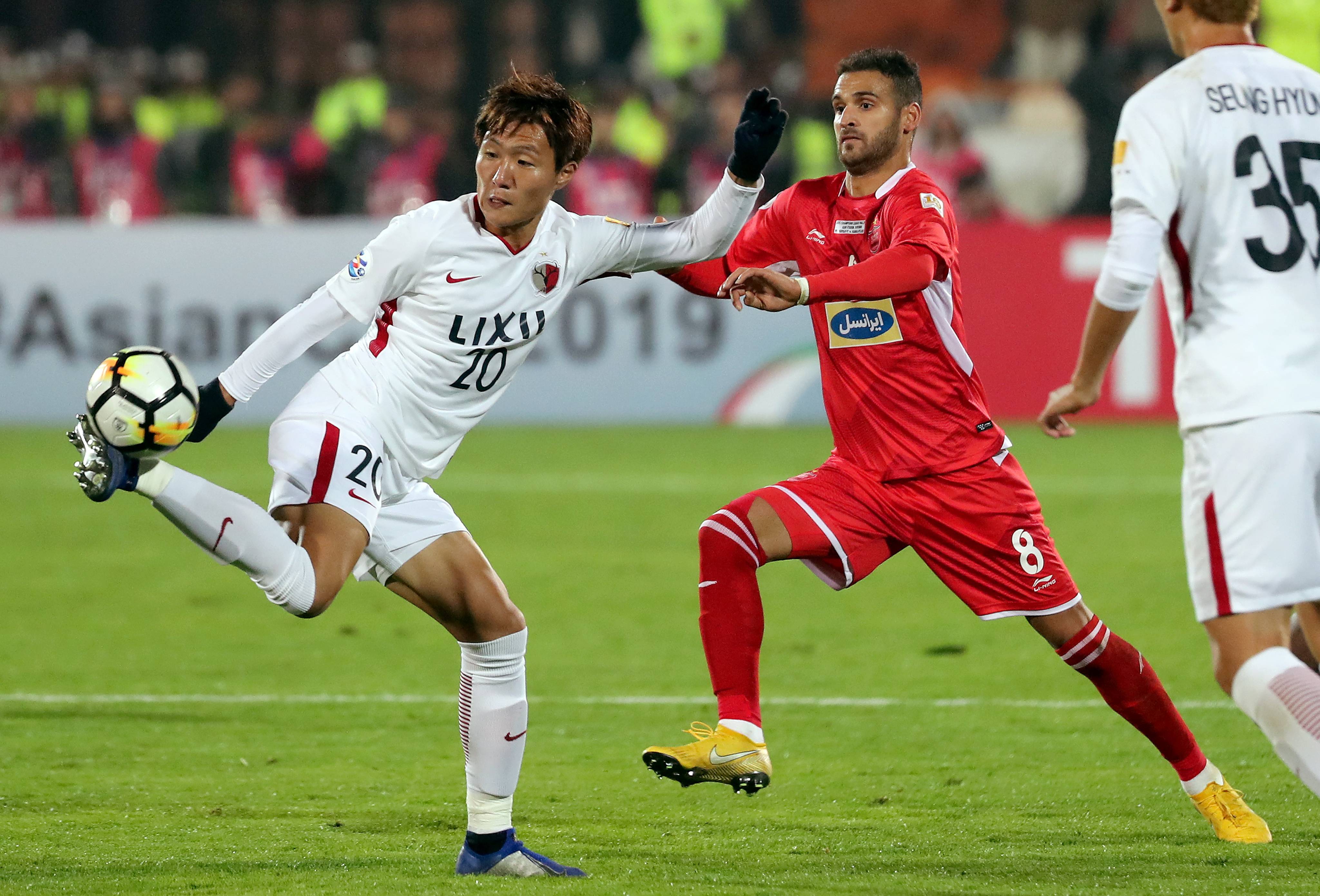 爱游戏登录-鹿岛鹿角冲击冠军，锋线磨合进入关键期的简单介绍