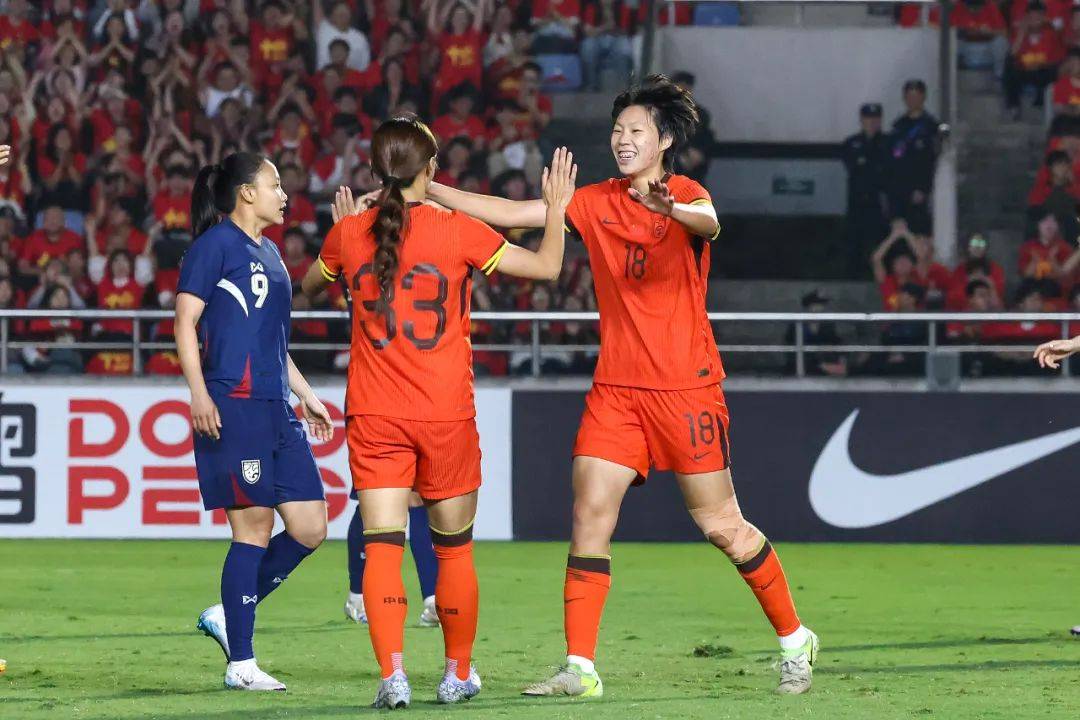 中国女足在国际比赛中再次夺冠 中国女足在国际比赛中再次夺冠