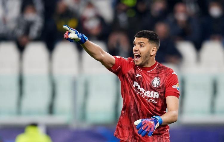 爱游戏体育官网-利物浦门将出色表现，力保球门不失