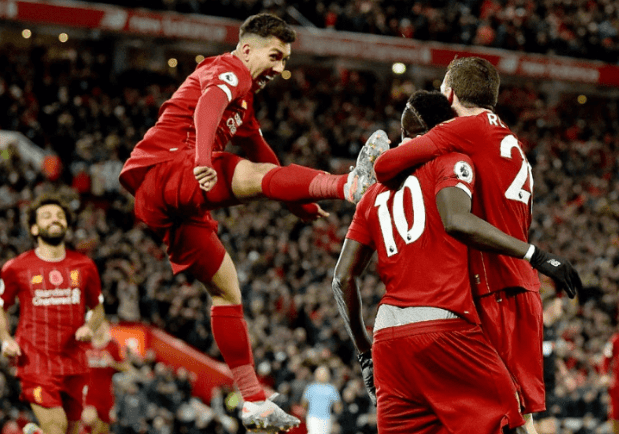 利物浦门将出色表现,力保球门不失 利物浦门将出色表现,力保球门不失