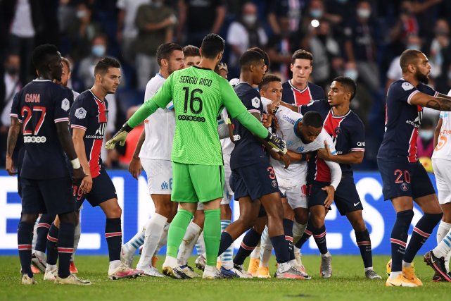 爱游戏体育下载-雷恩主场不敌马赛，遭遇两连败