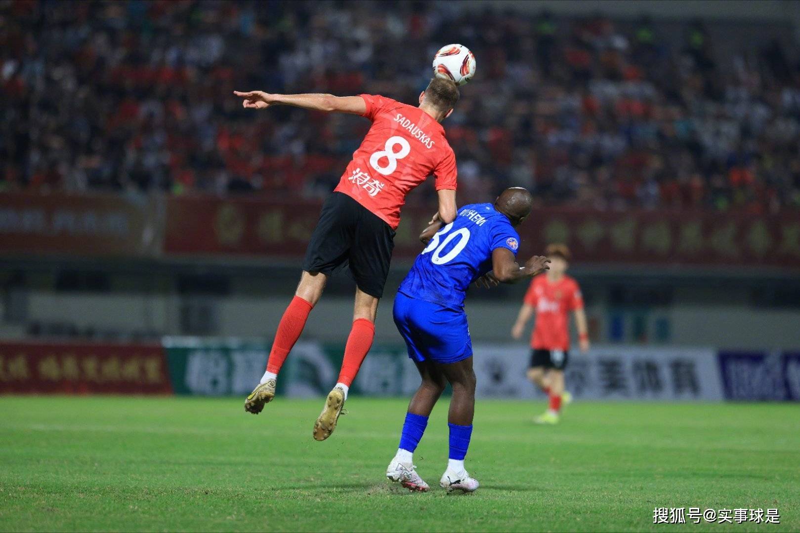 包含凭借一波广州队,亚冠成功弹幕刷屏,现场教练席炸锅的词条 包含凭借一波广州队,亚冠成功弹幕刷屏,现场教练席炸锅的词条