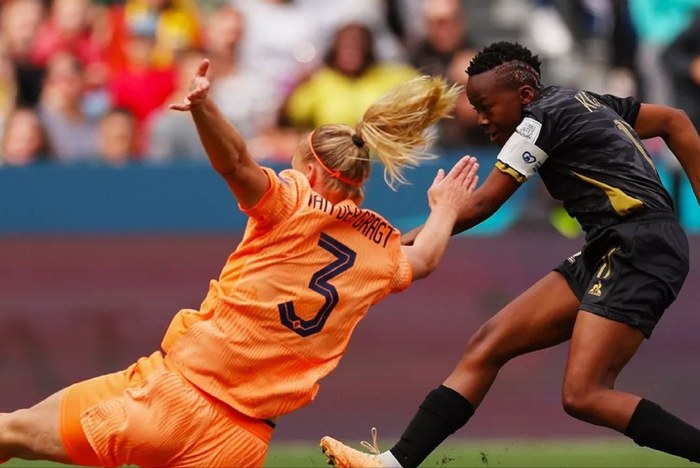 荷兰队在女足赛场上一路高歌猛进