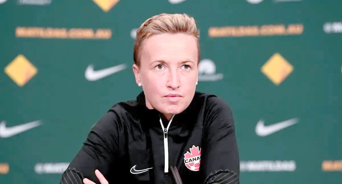 爱游戏在线-加拿大女子足球国家队准备迎接新挑战