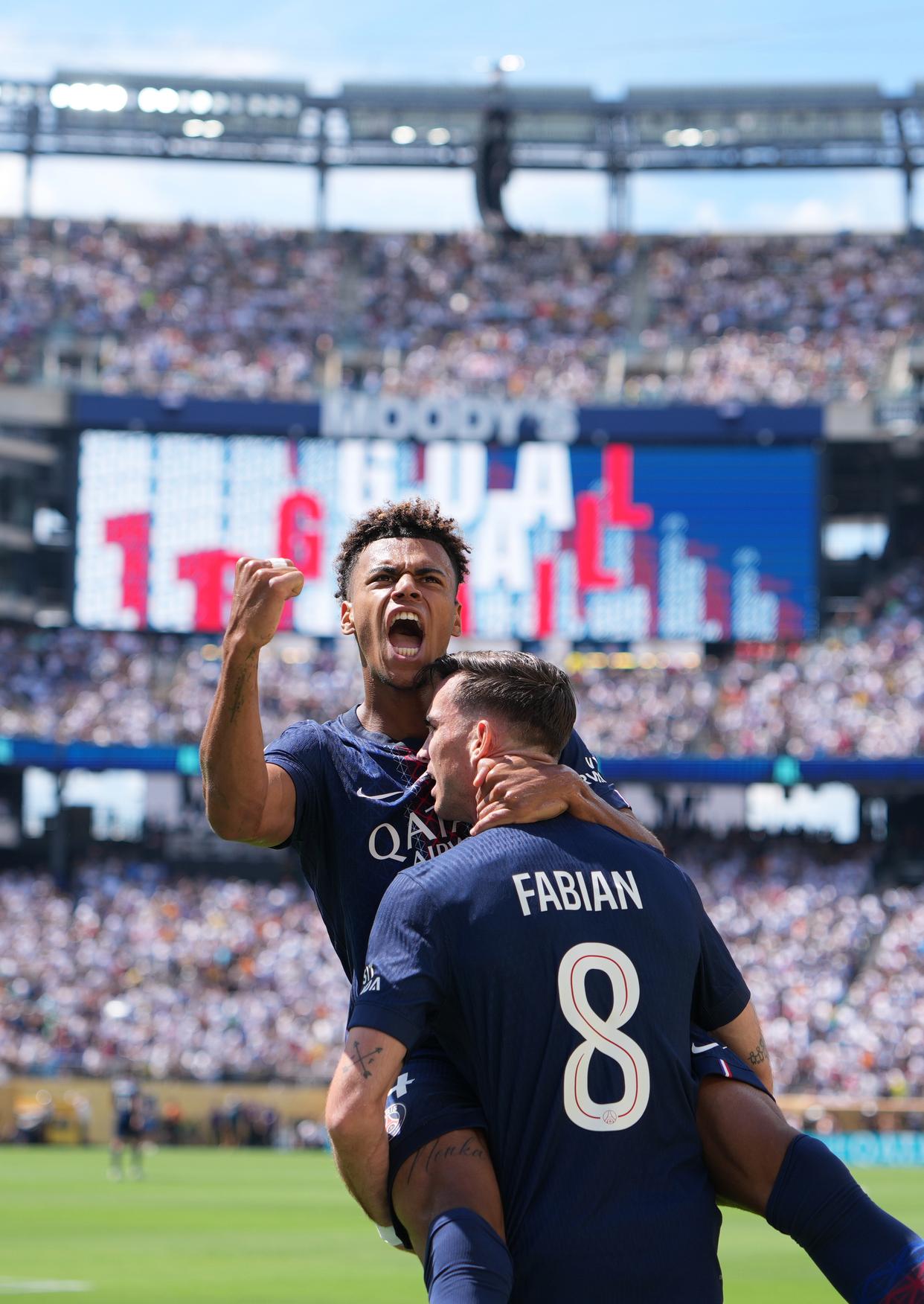 欧洲联赛巴塞罗那队对阵巴黎圣日耳曼队 欧洲联赛巴塞罗那队对阵巴黎圣日耳曼队